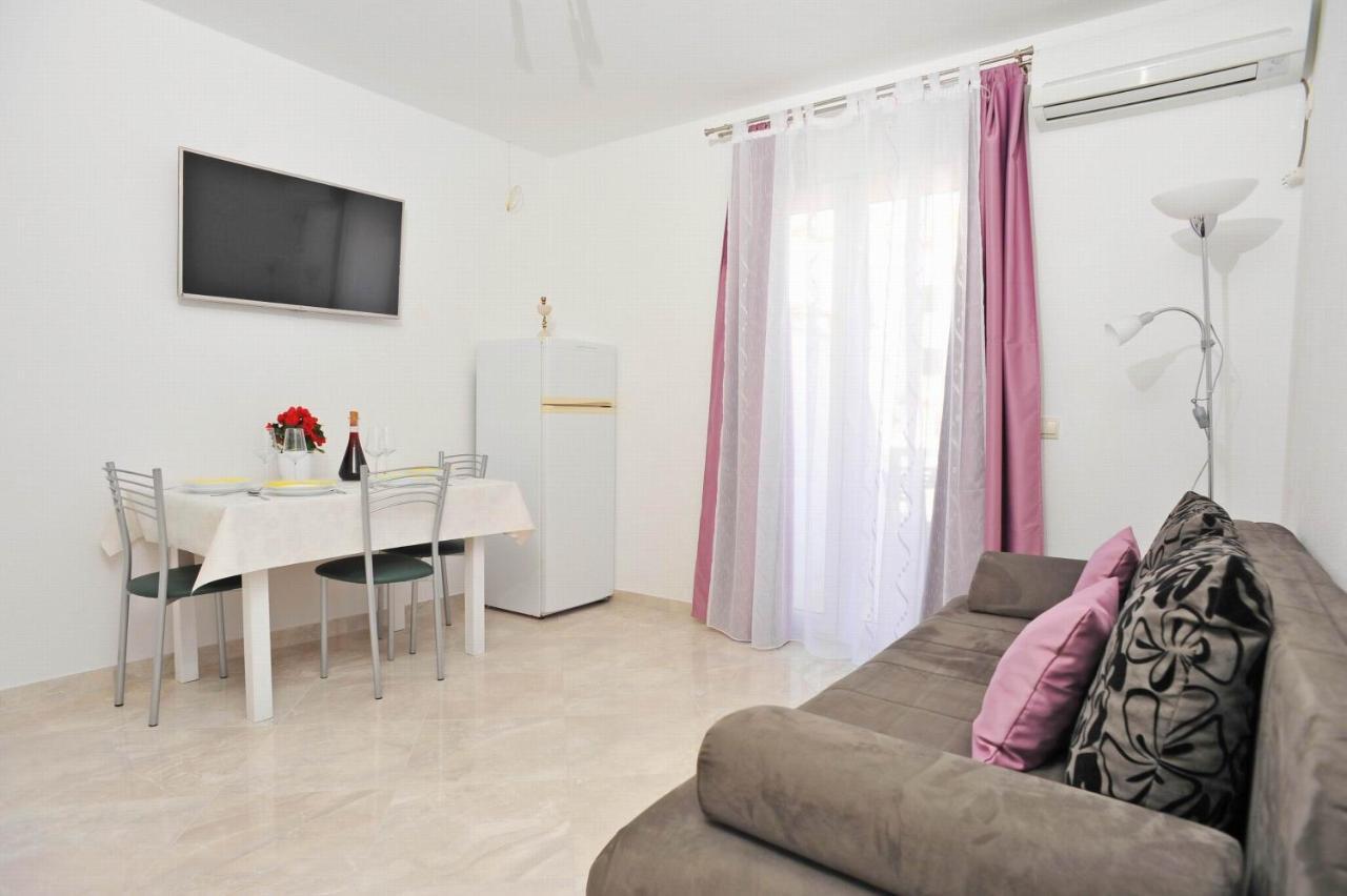 Apartments With A Parking Space Sutivan, Brac - 752 Екстериор снимка