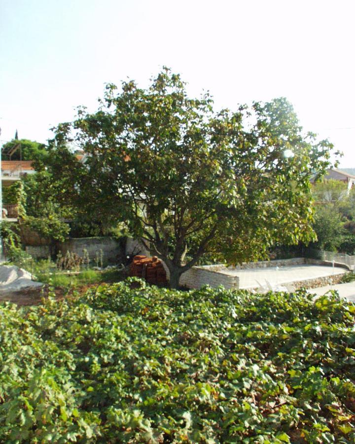Apartments With A Parking Space Sutivan, Brac - 752 Екстериор снимка