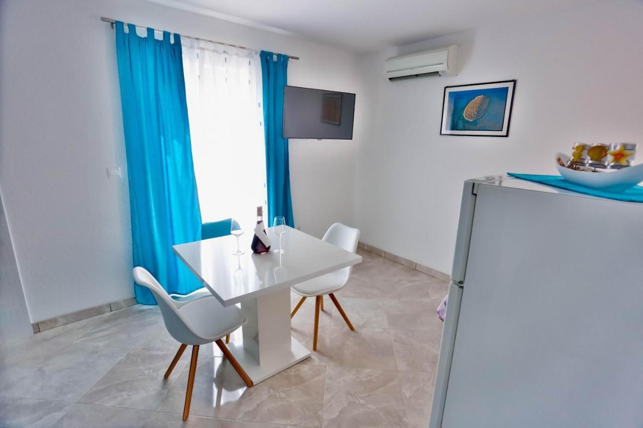 Apartments With A Parking Space Sutivan, Brac - 752 Екстериор снимка